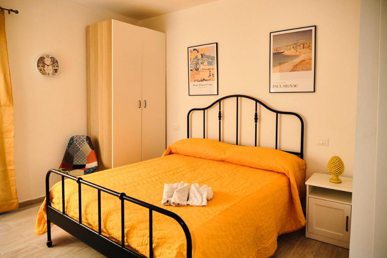 Mercede Rooms Палермо Екстериор снимка