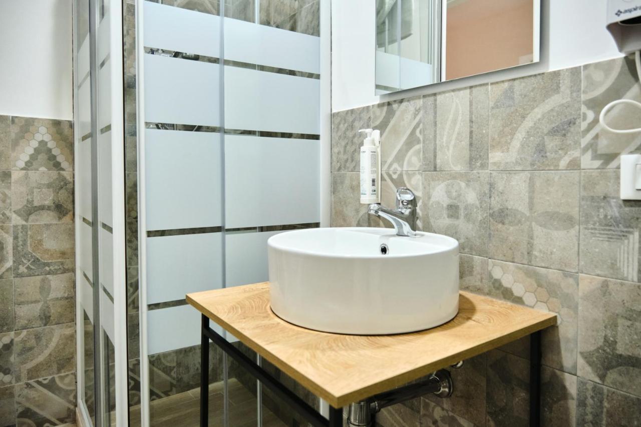 Mercede Rooms Палермо Екстериор снимка